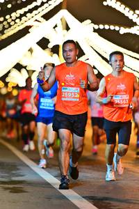 BIB: 25952, 25563, 40916
                            <button type="button" onclick="openModal(15451360)" class="btn btn-primary btn-sm float-right btn-popup" data-toggle="modal" data-target=".modal-high-quality">
                        <i class="fas fa-shopping-cart"></i> Add to Cart
                    </button>
                                            <button type="button" onclick="isThisMe(15451360, true)" class="btn btn-success btn-sm float-right btn-popup btn-isme hidden" data-toggle="tooltip" data-placement="bottom" title="นี่คือรูปของคุณใช่ไหม คลิกที่นี่เพื่อเอาเข้าอัลบั้ม">
                        <i class="fas fa-plus"></i> Add to album
                    </button>
                    <button type="button" onclick="isThisMe(15451360, false)" class="btn btn-warning btn-sm float-right btn-popup btn-isnotme hidden">
                        <i class="fas fa-ban"></i> Remove from album
                    </button>