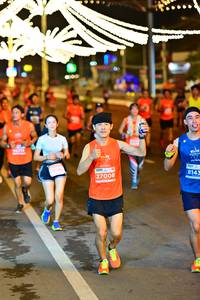 BIB: 8143, 27008
                            <button type="button" onclick="openModal(15389296)" class="btn btn-primary btn-sm float-right btn-popup" data-toggle="modal" data-target=".modal-high-quality">
                        <i class="fas fa-shopping-cart"></i> Add to Cart
                    </button>
                                            <button type="button" onclick="isThisMe(15389296, true)" class="btn btn-success btn-sm float-right btn-popup btn-isme hidden" data-toggle="tooltip" data-placement="bottom" title="นี่คือรูปของคุณใช่ไหม คลิกที่นี่เพื่อเอาเข้าอัลบั้ม">
                        <i class="fas fa-plus"></i> Add to album
                    </button>
                    <button type="button" onclick="isThisMe(15389296, false)" class="btn btn-warning btn-sm float-right btn-popup btn-isnotme hidden">
                        <i class="fas fa-ban"></i> Remove from album
                    </button>