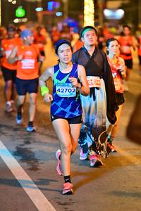 BIB: 0974, 42702
                            <button type="button" onclick="openModal(15461020)" class="btn btn-primary btn-sm float-right btn-popup" data-toggle="modal" data-target=".modal-high-quality">
                        <i class="fas fa-shopping-cart"></i> Add to Cart
                    </button>
                                            <button type="button" onclick="isThisMe(15461020, true)" class="btn btn-success btn-sm float-right btn-popup btn-isme hidden" data-toggle="tooltip" data-placement="bottom" title="นี่คือรูปของคุณใช่ไหม คลิกที่นี่เพื่อเอาเข้าอัลบั้ม">
                        <i class="fas fa-plus"></i> Add to album
                    </button>
                    <button type="button" onclick="isThisMe(15461020, false)" class="btn btn-warning btn-sm float-right btn-popup btn-isnotme hidden">
                        <i class="fas fa-ban"></i> Remove from album
                    </button>