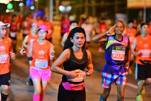 BIB: 91225, 0731, 879
                            <button type="button" onclick="openModal(15459001)" class="btn btn-primary btn-sm float-right btn-popup" data-toggle="modal" data-target=".modal-high-quality">
                        <i class="fas fa-shopping-cart"></i> Add to Cart
                    </button>
                                            <button type="button" onclick="isThisMe(15459001, true)" class="btn btn-success btn-sm float-right btn-popup btn-isme hidden" data-toggle="tooltip" data-placement="bottom" title="นี่คือรูปของคุณใช่ไหม คลิกที่นี่เพื่อเอาเข้าอัลบั้ม">
                        <i class="fas fa-plus"></i> Add to album
                    </button>
                    <button type="button" onclick="isThisMe(15459001, false)" class="btn btn-warning btn-sm float-right btn-popup btn-isnotme hidden">
                        <i class="fas fa-ban"></i> Remove from album
                    </button>