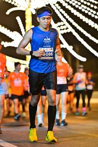 BIB: 2021, 6086
                            <button type="button" onclick="openModal(15804618)" class="btn btn-primary btn-sm float-right btn-popup" data-toggle="modal" data-target=".modal-high-quality">
                        <i class="fas fa-shopping-cart"></i> Add to Cart
                    </button>
                                            <button type="button" onclick="isThisMe(15804618, true)" class="btn btn-success btn-sm float-right btn-popup btn-isme hidden" data-toggle="tooltip" data-placement="bottom" title="นี่คือรูปของคุณใช่ไหม คลิกที่นี่เพื่อเอาเข้าอัลบั้ม">
                        <i class="fas fa-plus"></i> Add to album
                    </button>
                    <button type="button" onclick="isThisMe(15804618, false)" class="btn btn-warning btn-sm float-right btn-popup btn-isnotme hidden">
                        <i class="fas fa-ban"></i> Remove from album
                    </button>