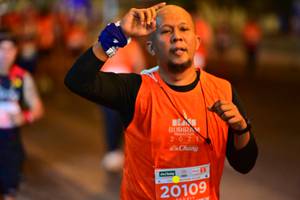 BIB: 2021, 20109
                            <button type="button" onclick="openModal(15459400)" class="btn btn-primary btn-sm float-right btn-popup" data-toggle="modal" data-target=".modal-high-quality">
                        <i class="fas fa-shopping-cart"></i> Add to Cart
                    </button>
                                            <button type="button" onclick="isThisMe(15459400, true)" class="btn btn-success btn-sm float-right btn-popup btn-isme hidden" data-toggle="tooltip" data-placement="bottom" title="นี่คือรูปของคุณใช่ไหม คลิกที่นี่เพื่อเอาเข้าอัลบั้ม">
                        <i class="fas fa-plus"></i> Add to album
                    </button>
                    <button type="button" onclick="isThisMe(15459400, false)" class="btn btn-warning btn-sm float-right btn-popup btn-isnotme hidden">
                        <i class="fas fa-ban"></i> Remove from album
                    </button>