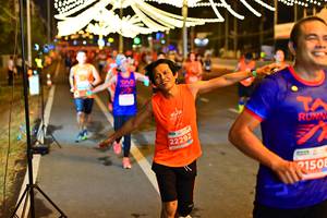 BIB: 22292, 21508
                            <button type="button" onclick="openModal(15457378)" class="btn btn-primary btn-sm float-right btn-popup" data-toggle="modal" data-target=".modal-high-quality">
                        <i class="fas fa-shopping-cart"></i> Add to Cart
                    </button>
                                            <button type="button" onclick="isThisMe(15457378, true)" class="btn btn-success btn-sm float-right btn-popup btn-isme hidden" data-toggle="tooltip" data-placement="bottom" title="นี่คือรูปของคุณใช่ไหม คลิกที่นี่เพื่อเอาเข้าอัลบั้ม">
                        <i class="fas fa-plus"></i> Add to album
                    </button>
                    <button type="button" onclick="isThisMe(15457378, false)" class="btn btn-warning btn-sm float-right btn-popup btn-isnotme hidden">
                        <i class="fas fa-ban"></i> Remove from album
                    </button>