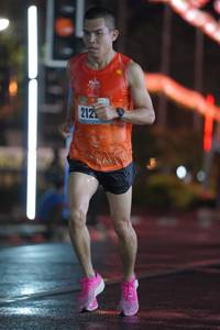 BIB: 212
                            <button type="button" onclick="openModal(16192818)" class="btn btn-primary btn-sm float-right btn-popup" data-toggle="modal" data-target=".modal-high-quality">
                        <i class="fas fa-shopping-cart"></i> Add to Cart
                    </button>
                                            <button type="button" onclick="isThisMe(16192818, true)" class="btn btn-success btn-sm float-right btn-popup btn-isme hidden" data-toggle="tooltip" data-placement="bottom" title="นี่คือรูปของคุณใช่ไหม คลิกที่นี่เพื่อเอาเข้าอัลบั้ม">
                        <i class="fas fa-plus"></i> Add to album
                    </button>
                    <button type="button" onclick="isThisMe(16192818, false)" class="btn btn-warning btn-sm float-right btn-popup btn-isnotme hidden">
                        <i class="fas fa-ban"></i> Remove from album
                    </button>