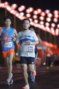 BIB: 89226, 24326
                            <button type="button" onclick="openModal(16219553)" class="btn btn-primary btn-sm float-right btn-popup" data-toggle="modal" data-target=".modal-high-quality">
                        <i class="fas fa-shopping-cart"></i> Add to Cart
                    </button>
                                            <button type="button" onclick="isThisMe(16219553, true)" class="btn btn-success btn-sm float-right btn-popup btn-isme hidden" data-toggle="tooltip" data-placement="bottom" title="นี่คือรูปของคุณใช่ไหม คลิกที่นี่เพื่อเอาเข้าอัลบั้ม">
                        <i class="fas fa-plus"></i> Add to album
                    </button>
                    <button type="button" onclick="isThisMe(16219553, false)" class="btn btn-warning btn-sm float-right btn-popup btn-isnotme hidden">
                        <i class="fas fa-ban"></i> Remove from album
                    </button>