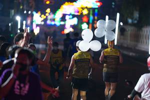 BIB: 441
                            <button type="button" onclick="openModal(17376741)" class="btn btn-primary btn-sm float-right btn-popup" data-toggle="modal" data-target=".modal-high-quality">
                        <i class="fas fa-shopping-cart"></i> Add to Cart
                    </button>
                                            <button type="button" onclick="isThisMe(17376741, true)" class="btn btn-success btn-sm float-right btn-popup btn-isme hidden" data-toggle="tooltip" data-placement="bottom" title="นี่คือรูปของคุณใช่ไหม คลิกที่นี่เพื่อเอาเข้าอัลบั้ม">
                        <i class="fas fa-plus"></i> Add to album
                    </button>
                    <button type="button" onclick="isThisMe(17376741, false)" class="btn btn-warning btn-sm float-right btn-popup btn-isnotme hidden">
                        <i class="fas fa-ban"></i> Remove from album
                    </button>