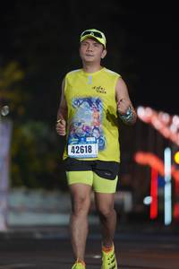 BIB: 42618
                            <button type="button" onclick="openModal(17356447)" class="btn btn-primary btn-sm float-right btn-popup" data-toggle="modal" data-target=".modal-high-quality">
                        <i class="fas fa-shopping-cart"></i> Add to Cart
                    </button>
                                            <button type="button" onclick="isThisMe(17356447, true)" class="btn btn-success btn-sm float-right btn-popup btn-isme hidden" data-toggle="tooltip" data-placement="bottom" title="นี่คือรูปของคุณใช่ไหม คลิกที่นี่เพื่อเอาเข้าอัลบั้ม">
                        <i class="fas fa-plus"></i> Add to album
                    </button>
                    <button type="button" onclick="isThisMe(17356447, false)" class="btn btn-warning btn-sm float-right btn-popup btn-isnotme hidden">
                        <i class="fas fa-ban"></i> Remove from album
                    </button>