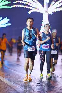 BIB: 44218, 41469
                            <button type="button" onclick="openModal(16979997)" class="btn btn-primary btn-sm float-right btn-popup" data-toggle="modal" data-target=".modal-high-quality">
                        <i class="fas fa-shopping-cart"></i> Add to Cart
                    </button>
                                            <button type="button" onclick="isThisMe(16979997, true)" class="btn btn-success btn-sm float-right btn-popup btn-isme hidden" data-toggle="tooltip" data-placement="bottom" title="นี่คือรูปของคุณใช่ไหม คลิกที่นี่เพื่อเอาเข้าอัลบั้ม">
                        <i class="fas fa-plus"></i> Add to album
                    </button>
                    <button type="button" onclick="isThisMe(16979997, false)" class="btn btn-warning btn-sm float-right btn-popup btn-isnotme hidden">
                        <i class="fas fa-ban"></i> Remove from album
                    </button>