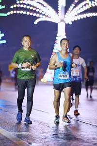 BIB: 20195, 87404
                            <button type="button" onclick="openModal(17001402)" class="btn btn-primary btn-sm float-right btn-popup" data-toggle="modal" data-target=".modal-high-quality">
                        <i class="fas fa-shopping-cart"></i> Add to Cart
                    </button>
                                            <button type="button" onclick="isThisMe(17001402, true)" class="btn btn-success btn-sm float-right btn-popup btn-isme hidden" data-toggle="tooltip" data-placement="bottom" title="นี่คือรูปของคุณใช่ไหม คลิกที่นี่เพื่อเอาเข้าอัลบั้ม">
                        <i class="fas fa-plus"></i> Add to album
                    </button>
                    <button type="button" onclick="isThisMe(17001402, false)" class="btn btn-warning btn-sm float-right btn-popup btn-isnotme hidden">
                        <i class="fas fa-ban"></i> Remove from album
                    </button>