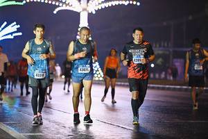 BIB: 4289, 43031, 43310
                            <button type="button" onclick="openModal(17059651)" class="btn btn-primary btn-sm float-right btn-popup" data-toggle="modal" data-target=".modal-high-quality">
                        <i class="fas fa-shopping-cart"></i> Add to Cart
                    </button>
                                            <button type="button" onclick="isThisMe(17059651, true)" class="btn btn-success btn-sm float-right btn-popup btn-isme hidden" data-toggle="tooltip" data-placement="bottom" title="นี่คือรูปของคุณใช่ไหม คลิกที่นี่เพื่อเอาเข้าอัลบั้ม">
                        <i class="fas fa-plus"></i> Add to album
                    </button>
                    <button type="button" onclick="isThisMe(17059651, false)" class="btn btn-warning btn-sm float-right btn-popup btn-isnotme hidden">
                        <i class="fas fa-ban"></i> Remove from album
                    </button>