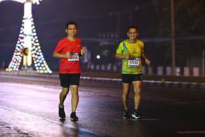 BIB: 43354, 43243
                            <button type="button" onclick="openModal(17405247)" class="btn btn-primary btn-sm float-right btn-popup" data-toggle="modal" data-target=".modal-high-quality">
                        <i class="fas fa-shopping-cart"></i> Add to Cart
                    </button>
                                            <button type="button" onclick="isThisMe(17405247, true)" class="btn btn-success btn-sm float-right btn-popup btn-isme hidden" data-toggle="tooltip" data-placement="bottom" title="นี่คือรูปของคุณใช่ไหม คลิกที่นี่เพื่อเอาเข้าอัลบั้ม">
                        <i class="fas fa-plus"></i> Add to album
                    </button>
                    <button type="button" onclick="isThisMe(17405247, false)" class="btn btn-warning btn-sm float-right btn-popup btn-isnotme hidden">
                        <i class="fas fa-ban"></i> Remove from album
                    </button>