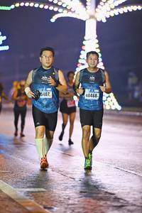 BIB: 5407, 40468
                            <button type="button" onclick="openModal(18028038)" class="btn btn-primary btn-sm float-right btn-popup" data-toggle="modal" data-target=".modal-high-quality">
                        <i class="fas fa-shopping-cart"></i> Add to Cart
                    </button>
                                            <button type="button" onclick="isThisMe(18028038, true)" class="btn btn-success btn-sm float-right btn-popup btn-isme hidden" data-toggle="tooltip" data-placement="bottom" title="นี่คือรูปของคุณใช่ไหม คลิกที่นี่เพื่อเอาเข้าอัลบั้ม">
                        <i class="fas fa-plus"></i> Add to album
                    </button>
                    <button type="button" onclick="isThisMe(18028038, false)" class="btn btn-warning btn-sm float-right btn-popup btn-isnotme hidden">
                        <i class="fas fa-ban"></i> Remove from album
                    </button>