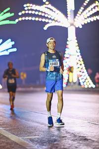 BIB: 03403
                            <button type="button" onclick="openModal(18026631)" class="btn btn-primary btn-sm float-right btn-popup" data-toggle="modal" data-target=".modal-high-quality">
                        <i class="fas fa-shopping-cart"></i> Add to Cart
                    </button>
                                            <button type="button" onclick="isThisMe(18026631, true)" class="btn btn-success btn-sm float-right btn-popup btn-isme hidden" data-toggle="tooltip" data-placement="bottom" title="นี่คือรูปของคุณใช่ไหม คลิกที่นี่เพื่อเอาเข้าอัลบั้ม">
                        <i class="fas fa-plus"></i> Add to album
                    </button>
                    <button type="button" onclick="isThisMe(18026631, false)" class="btn btn-warning btn-sm float-right btn-popup btn-isnotme hidden">
                        <i class="fas fa-ban"></i> Remove from album
                    </button>