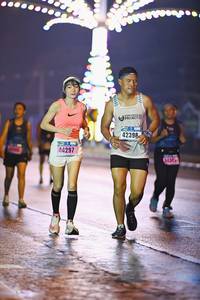 BIB: 42398, 44297
                            <button type="button" onclick="openModal(18027374)" class="btn btn-primary btn-sm float-right btn-popup" data-toggle="modal" data-target=".modal-high-quality">
                        <i class="fas fa-shopping-cart"></i> Add to Cart
                    </button>
                                            <button type="button" onclick="isThisMe(18027374, true)" class="btn btn-success btn-sm float-right btn-popup btn-isme hidden" data-toggle="tooltip" data-placement="bottom" title="นี่คือรูปของคุณใช่ไหม คลิกที่นี่เพื่อเอาเข้าอัลบั้ม">
                        <i class="fas fa-plus"></i> Add to album
                    </button>
                    <button type="button" onclick="isThisMe(18027374, false)" class="btn btn-warning btn-sm float-right btn-popup btn-isnotme hidden">
                        <i class="fas fa-ban"></i> Remove from album
                    </button>