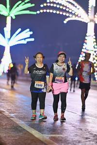 BIB: 4714, 26335, 21040
                            <button type="button" onclick="openModal(18027127)" class="btn btn-primary btn-sm float-right btn-popup" data-toggle="modal" data-target=".modal-high-quality">
                        <i class="fas fa-shopping-cart"></i> Add to Cart
                    </button>
                                            <button type="button" onclick="isThisMe(18027127, true)" class="btn btn-success btn-sm float-right btn-popup btn-isme hidden" data-toggle="tooltip" data-placement="bottom" title="นี่คือรูปของคุณใช่ไหม คลิกที่นี่เพื่อเอาเข้าอัลบั้ม">
                        <i class="fas fa-plus"></i> Add to album
                    </button>
                    <button type="button" onclick="isThisMe(18027127, false)" class="btn btn-warning btn-sm float-right btn-popup btn-isnotme hidden">
                        <i class="fas fa-ban"></i> Remove from album
                    </button>