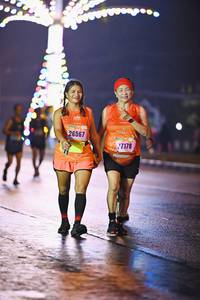 BIB: 26567, 27178
                            <button type="button" onclick="openModal(18026028)" class="btn btn-primary btn-sm float-right btn-popup" data-toggle="modal" data-target=".modal-high-quality">
                        <i class="fas fa-shopping-cart"></i> Add to Cart
                    </button>
                                            <button type="button" onclick="isThisMe(18026028, true)" class="btn btn-success btn-sm float-right btn-popup btn-isme hidden" data-toggle="tooltip" data-placement="bottom" title="นี่คือรูปของคุณใช่ไหม คลิกที่นี่เพื่อเอาเข้าอัลบั้ม">
                        <i class="fas fa-plus"></i> Add to album
                    </button>
                    <button type="button" onclick="isThisMe(18026028, false)" class="btn btn-warning btn-sm float-right btn-popup btn-isnotme hidden">
                        <i class="fas fa-ban"></i> Remove from album
                    </button>