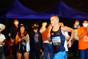 BIB: 41152
                            <button type="button" onclick="openModal(16760313)" class="btn btn-primary btn-sm float-right btn-popup" data-toggle="modal" data-target=".modal-high-quality">
                        <i class="fas fa-shopping-cart"></i> Add to Cart
                    </button>
                                            <button type="button" onclick="isThisMe(16760313, true)" class="btn btn-success btn-sm float-right btn-popup btn-isme hidden" data-toggle="tooltip" data-placement="bottom" title="นี่คือรูปของคุณใช่ไหม คลิกที่นี่เพื่อเอาเข้าอัลบั้ม">
                        <i class="fas fa-plus"></i> Add to album
                    </button>
                    <button type="button" onclick="isThisMe(16760313, false)" class="btn btn-warning btn-sm float-right btn-popup btn-isnotme hidden">
                        <i class="fas fa-ban"></i> Remove from album
                    </button>