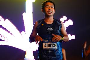 BIB: 40913
                            <button type="button" onclick="openModal(16926674)" class="btn btn-primary btn-sm float-right btn-popup" data-toggle="modal" data-target=".modal-high-quality">
                        <i class="fas fa-shopping-cart"></i> Add to Cart
                    </button>
                                            <button type="button" onclick="isThisMe(16926674, true)" class="btn btn-success btn-sm float-right btn-popup btn-isme hidden" data-toggle="tooltip" data-placement="bottom" title="นี่คือรูปของคุณใช่ไหม คลิกที่นี่เพื่อเอาเข้าอัลบั้ม">
                        <i class="fas fa-plus"></i> Add to album
                    </button>
                    <button type="button" onclick="isThisMe(16926674, false)" class="btn btn-warning btn-sm float-right btn-popup btn-isnotme hidden">
                        <i class="fas fa-ban"></i> Remove from album
                    </button>