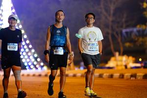 BIB: 41930, 41397, 4075
                            <button type="button" onclick="openModal(17254566)" class="btn btn-primary btn-sm float-right btn-popup" data-toggle="modal" data-target=".modal-high-quality">
                        <i class="fas fa-shopping-cart"></i> Add to Cart
                    </button>
                                            <button type="button" onclick="isThisMe(17254566, true)" class="btn btn-success btn-sm float-right btn-popup btn-isme hidden" data-toggle="tooltip" data-placement="bottom" title="นี่คือรูปของคุณใช่ไหม คลิกที่นี่เพื่อเอาเข้าอัลบั้ม">
                        <i class="fas fa-plus"></i> Add to album
                    </button>
                    <button type="button" onclick="isThisMe(17254566, false)" class="btn btn-warning btn-sm float-right btn-popup btn-isnotme hidden">
                        <i class="fas fa-ban"></i> Remove from album
                    </button>