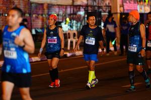 BIB: 40185, 44528, 0352
                            <button type="button" onclick="openModal(17173264)" class="btn btn-primary btn-sm float-right btn-popup" data-toggle="modal" data-target=".modal-high-quality">
                        <i class="fas fa-shopping-cart"></i> Add to Cart
                    </button>
                                            <button type="button" onclick="isThisMe(17173264, true)" class="btn btn-success btn-sm float-right btn-popup btn-isme hidden" data-toggle="tooltip" data-placement="bottom" title="นี่คือรูปของคุณใช่ไหม คลิกที่นี่เพื่อเอาเข้าอัลบั้ม">
                        <i class="fas fa-plus"></i> Add to album
                    </button>
                    <button type="button" onclick="isThisMe(17173264, false)" class="btn btn-warning btn-sm float-right btn-popup btn-isnotme hidden">
                        <i class="fas fa-ban"></i> Remove from album
                    </button>