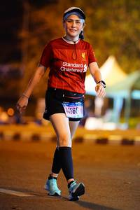 BIB: 4760
                            <button type="button" onclick="openModal(16824031)" class="btn btn-primary btn-sm float-right btn-popup" data-toggle="modal" data-target=".modal-high-quality">
                        <i class="fas fa-shopping-cart"></i> Add to Cart
                    </button>
                                            <button type="button" onclick="isThisMe(16824031, true)" class="btn btn-success btn-sm float-right btn-popup btn-isme hidden" data-toggle="tooltip" data-placement="bottom" title="นี่คือรูปของคุณใช่ไหม คลิกที่นี่เพื่อเอาเข้าอัลบั้ม">
                        <i class="fas fa-plus"></i> Add to album
                    </button>
                    <button type="button" onclick="isThisMe(16824031, false)" class="btn btn-warning btn-sm float-right btn-popup btn-isnotme hidden">
                        <i class="fas fa-ban"></i> Remove from album
                    </button>