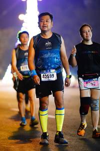 BIB: 420, 42599
                            <button type="button" onclick="openModal(16836547)" class="btn btn-primary btn-sm float-right btn-popup" data-toggle="modal" data-target=".modal-high-quality">
                        <i class="fas fa-shopping-cart"></i> Add to Cart
                    </button>
                                            <button type="button" onclick="isThisMe(16836547, true)" class="btn btn-success btn-sm float-right btn-popup btn-isme hidden" data-toggle="tooltip" data-placement="bottom" title="นี่คือรูปของคุณใช่ไหม คลิกที่นี่เพื่อเอาเข้าอัลบั้ม">
                        <i class="fas fa-plus"></i> Add to album
                    </button>
                    <button type="button" onclick="isThisMe(16836547, false)" class="btn btn-warning btn-sm float-right btn-popup btn-isnotme hidden">
                        <i class="fas fa-ban"></i> Remove from album
                    </button>