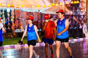 BIB: 
                            <button type="button" onclick="openModal(18210050)" class="btn btn-primary btn-sm float-right btn-popup" data-toggle="modal" data-target=".modal-high-quality">
                        <i class="fas fa-shopping-cart"></i> Add to Cart
                    </button>
                                            <button type="button" onclick="isThisMe(18210050, true)" class="btn btn-success btn-sm float-right btn-popup btn-isme hidden" data-toggle="tooltip" data-placement="bottom" title="นี่คือรูปของคุณใช่ไหม คลิกที่นี่เพื่อเอาเข้าอัลบั้ม">
                        <i class="fas fa-plus"></i> Add to album
                    </button>
                    <button type="button" onclick="isThisMe(18210050, false)" class="btn btn-warning btn-sm float-right btn-popup btn-isnotme hidden">
                        <i class="fas fa-ban"></i> Remove from album
                    </button>