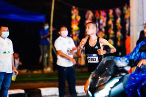 BIB: 62403
                            <button type="button" onclick="openModal(18210260)" class="btn btn-primary btn-sm float-right btn-popup" data-toggle="modal" data-target=".modal-high-quality">
                        <i class="fas fa-shopping-cart"></i> Add to Cart
                    </button>
                                            <button type="button" onclick="isThisMe(18210260, true)" class="btn btn-success btn-sm float-right btn-popup btn-isme hidden" data-toggle="tooltip" data-placement="bottom" title="นี่คือรูปของคุณใช่ไหม คลิกที่นี่เพื่อเอาเข้าอัลบั้ม">
                        <i class="fas fa-plus"></i> Add to album
                    </button>
                    <button type="button" onclick="isThisMe(18210260, false)" class="btn btn-warning btn-sm float-right btn-popup btn-isnotme hidden">
                        <i class="fas fa-ban"></i> Remove from album
                    </button>