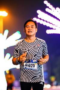 BIB: 502, 41025
                            <button type="button" onclick="openModal(18262259)" class="btn btn-primary btn-sm float-right btn-popup" data-toggle="modal" data-target=".modal-high-quality">
                        <i class="fas fa-shopping-cart"></i> Add to Cart
                    </button>
                                            <button type="button" onclick="isThisMe(18262259, true)" class="btn btn-success btn-sm float-right btn-popup btn-isme hidden" data-toggle="tooltip" data-placement="bottom" title="นี่คือรูปของคุณใช่ไหม คลิกที่นี่เพื่อเอาเข้าอัลบั้ม">
                        <i class="fas fa-plus"></i> Add to album
                    </button>
                    <button type="button" onclick="isThisMe(18262259, false)" class="btn btn-warning btn-sm float-right btn-popup btn-isnotme hidden">
                        <i class="fas fa-ban"></i> Remove from album
                    </button>