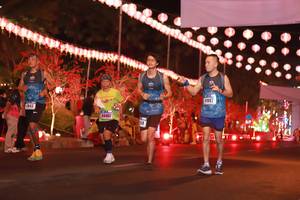 BIB: 41957, 1843, 4448
                            <button type="button" onclick="openModal(16975252)" class="btn btn-primary btn-sm float-right btn-popup" data-toggle="modal" data-target=".modal-high-quality">
                        <i class="fas fa-shopping-cart"></i> Add to Cart
                    </button>
                                            <button type="button" onclick="isThisMe(16975252, true)" class="btn btn-success btn-sm float-right btn-popup btn-isme hidden" data-toggle="tooltip" data-placement="bottom" title="นี่คือรูปของคุณใช่ไหม คลิกที่นี่เพื่อเอาเข้าอัลบั้ม">
                        <i class="fas fa-plus"></i> Add to album
                    </button>
                    <button type="button" onclick="isThisMe(16975252, false)" class="btn btn-warning btn-sm float-right btn-popup btn-isnotme hidden">
                        <i class="fas fa-ban"></i> Remove from album
                    </button>