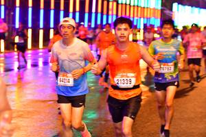 BIB: 0703, 64214, 21339
                            <button type="button" onclick="openModal(16656246)" class="btn btn-primary btn-sm float-right btn-popup" data-toggle="modal" data-target=".modal-high-quality">
                        <i class="fas fa-shopping-cart"></i> Add to Cart
                    </button>
                                            <button type="button" onclick="isThisMe(16656246, true)" class="btn btn-success btn-sm float-right btn-popup btn-isme hidden" data-toggle="tooltip" data-placement="bottom" title="นี่คือรูปของคุณใช่ไหม คลิกที่นี่เพื่อเอาเข้าอัลบั้ม">
                        <i class="fas fa-plus"></i> Add to album
                    </button>
                    <button type="button" onclick="isThisMe(16656246, false)" class="btn btn-warning btn-sm float-right btn-popup btn-isnotme hidden">
                        <i class="fas fa-ban"></i> Remove from album
                    </button>
