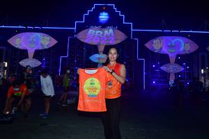 BIB: 311
                            <button type="button" onclick="openModal(17302029)" class="btn btn-primary btn-sm float-right btn-popup" data-toggle="modal" data-target=".modal-high-quality">
                        <i class="fas fa-shopping-cart"></i> Add to Cart
                    </button>
                                            <button type="button" onclick="isThisMe(17302029, true)" class="btn btn-success btn-sm float-right btn-popup btn-isme hidden" data-toggle="tooltip" data-placement="bottom" title="นี่คือรูปของคุณใช่ไหม คลิกที่นี่เพื่อเอาเข้าอัลบั้ม">
                        <i class="fas fa-plus"></i> Add to album
                    </button>
                    <button type="button" onclick="isThisMe(17302029, false)" class="btn btn-warning btn-sm float-right btn-popup btn-isnotme hidden">
                        <i class="fas fa-ban"></i> Remove from album
                    </button>