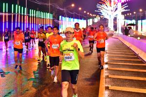 BIB: 21005, 22952, 20041
                            <button type="button" onclick="openModal(16636742)" class="btn btn-primary btn-sm float-right btn-popup" data-toggle="modal" data-target=".modal-high-quality">
                        <i class="fas fa-shopping-cart"></i> Add to Cart
                    </button>
                                            <button type="button" onclick="isThisMe(16636742, true)" class="btn btn-success btn-sm float-right btn-popup btn-isme hidden" data-toggle="tooltip" data-placement="bottom" title="นี่คือรูปของคุณใช่ไหม คลิกที่นี่เพื่อเอาเข้าอัลบั้ม">
                        <i class="fas fa-plus"></i> Add to album
                    </button>
                    <button type="button" onclick="isThisMe(16636742, false)" class="btn btn-warning btn-sm float-right btn-popup btn-isnotme hidden">
                        <i class="fas fa-ban"></i> Remove from album
                    </button>