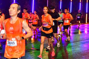BIB: 24285, 19217, 24045
                            <button type="button" onclick="openModal(16898670)" class="btn btn-primary btn-sm float-right btn-popup" data-toggle="modal" data-target=".modal-high-quality">
                        <i class="fas fa-shopping-cart"></i> Add to Cart
                    </button>
                                            <button type="button" onclick="isThisMe(16898670, true)" class="btn btn-success btn-sm float-right btn-popup btn-isme hidden" data-toggle="tooltip" data-placement="bottom" title="นี่คือรูปของคุณใช่ไหม คลิกที่นี่เพื่อเอาเข้าอัลบั้ม">
                        <i class="fas fa-plus"></i> Add to album
                    </button>
                    <button type="button" onclick="isThisMe(16898670, false)" class="btn btn-warning btn-sm float-right btn-popup btn-isnotme hidden">
                        <i class="fas fa-ban"></i> Remove from album
                    </button>