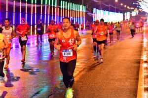 BIB: 41210
                            <button type="button" onclick="openModal(16626023)" class="btn btn-primary btn-sm float-right btn-popup" data-toggle="modal" data-target=".modal-high-quality">
                        <i class="fas fa-shopping-cart"></i> Add to Cart
                    </button>
                                            <button type="button" onclick="isThisMe(16626023, true)" class="btn btn-success btn-sm float-right btn-popup btn-isme hidden" data-toggle="tooltip" data-placement="bottom" title="นี่คือรูปของคุณใช่ไหม คลิกที่นี่เพื่อเอาเข้าอัลบั้ม">
                        <i class="fas fa-plus"></i> Add to album
                    </button>
                    <button type="button" onclick="isThisMe(16626023, false)" class="btn btn-warning btn-sm float-right btn-popup btn-isnotme hidden">
                        <i class="fas fa-ban"></i> Remove from album
                    </button>