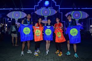 BIB: 195, 42195
                            <button type="button" onclick="openModal(17302161)" class="btn btn-primary btn-sm float-right btn-popup" data-toggle="modal" data-target=".modal-high-quality">
                        <i class="fas fa-shopping-cart"></i> Add to Cart
                    </button>
                                            <button type="button" onclick="isThisMe(17302161, true)" class="btn btn-success btn-sm float-right btn-popup btn-isme hidden" data-toggle="tooltip" data-placement="bottom" title="นี่คือรูปของคุณใช่ไหม คลิกที่นี่เพื่อเอาเข้าอัลบั้ม">
                        <i class="fas fa-plus"></i> Add to album
                    </button>
                    <button type="button" onclick="isThisMe(17302161, false)" class="btn btn-warning btn-sm float-right btn-popup btn-isnotme hidden">
                        <i class="fas fa-ban"></i> Remove from album
                    </button>