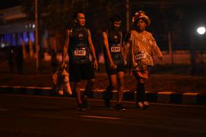 BIB: 73407, 4244, 66402
                            <button type="button" onclick="openModal(17439330)" class="btn btn-primary btn-sm float-right btn-popup" data-toggle="modal" data-target=".modal-high-quality">
                        <i class="fas fa-shopping-cart"></i> Add to Cart
                    </button>
                                            <button type="button" onclick="isThisMe(17439330, true)" class="btn btn-success btn-sm float-right btn-popup btn-isme hidden" data-toggle="tooltip" data-placement="bottom" title="นี่คือรูปของคุณใช่ไหม คลิกที่นี่เพื่อเอาเข้าอัลบั้ม">
                        <i class="fas fa-plus"></i> Add to album
                    </button>
                    <button type="button" onclick="isThisMe(17439330, false)" class="btn btn-warning btn-sm float-right btn-popup btn-isnotme hidden">
                        <i class="fas fa-ban"></i> Remove from album
                    </button>