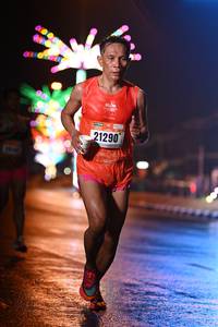 BIB: 21290
                            <button type="button" onclick="openModal(17303012)" class="btn btn-primary btn-sm float-right btn-popup" data-toggle="modal" data-target=".modal-high-quality">
                        <i class="fas fa-shopping-cart"></i> Add to Cart
                    </button>
                                            <button type="button" onclick="isThisMe(17303012, true)" class="btn btn-success btn-sm float-right btn-popup btn-isme hidden" data-toggle="tooltip" data-placement="bottom" title="นี่คือรูปของคุณใช่ไหม คลิกที่นี่เพื่อเอาเข้าอัลบั้ม">
                        <i class="fas fa-plus"></i> Add to album
                    </button>
                    <button type="button" onclick="isThisMe(17303012, false)" class="btn btn-warning btn-sm float-right btn-popup btn-isnotme hidden">
                        <i class="fas fa-ban"></i> Remove from album
                    </button>