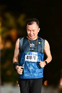 BIB: 418
                            <button type="button" onclick="openModal(16737827)" class="btn btn-primary btn-sm float-right btn-popup" data-toggle="modal" data-target=".modal-high-quality">
                        <i class="fas fa-shopping-cart"></i> Add to Cart
                    </button>
                                            <button type="button" onclick="isThisMe(16737827, true)" class="btn btn-success btn-sm float-right btn-popup btn-isme hidden" data-toggle="tooltip" data-placement="bottom" title="นี่คือรูปของคุณใช่ไหม คลิกที่นี่เพื่อเอาเข้าอัลบั้ม">
                        <i class="fas fa-plus"></i> Add to album
                    </button>
                    <button type="button" onclick="isThisMe(16737827, false)" class="btn btn-warning btn-sm float-right btn-popup btn-isnotme hidden">
                        <i class="fas fa-ban"></i> Remove from album
                    </button>