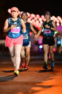 BIB: 44230, 44565, 1322
                            <button type="button" onclick="openModal(16667519)" class="btn btn-primary btn-sm float-right btn-popup" data-toggle="modal" data-target=".modal-high-quality">
                        <i class="fas fa-shopping-cart"></i> Add to Cart
                    </button>
                                            <button type="button" onclick="isThisMe(16667519, true)" class="btn btn-success btn-sm float-right btn-popup btn-isme hidden" data-toggle="tooltip" data-placement="bottom" title="นี่คือรูปของคุณใช่ไหม คลิกที่นี่เพื่อเอาเข้าอัลบั้ม">
                        <i class="fas fa-plus"></i> Add to album
                    </button>
                    <button type="button" onclick="isThisMe(16667519, false)" class="btn btn-warning btn-sm float-right btn-popup btn-isnotme hidden">
                        <i class="fas fa-ban"></i> Remove from album
                    </button>