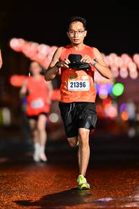 BIB: 21396
                            <button type="button" onclick="openModal(16880043)" class="btn btn-primary btn-sm float-right btn-popup" data-toggle="modal" data-target=".modal-high-quality">
                        <i class="fas fa-shopping-cart"></i> Add to Cart
                    </button>
                                            <button type="button" onclick="isThisMe(16880043, true)" class="btn btn-success btn-sm float-right btn-popup btn-isme hidden" data-toggle="tooltip" data-placement="bottom" title="นี่คือรูปของคุณใช่ไหม คลิกที่นี่เพื่อเอาเข้าอัลบั้ม">
                        <i class="fas fa-plus"></i> Add to album
                    </button>
                    <button type="button" onclick="isThisMe(16880043, false)" class="btn btn-warning btn-sm float-right btn-popup btn-isnotme hidden">
                        <i class="fas fa-ban"></i> Remove from album
                    </button>