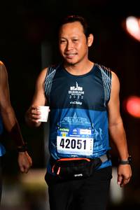 BIB: 2022, 42051
                            <button type="button" onclick="openModal(17929154)" class="btn btn-primary btn-sm float-right btn-popup" data-toggle="modal" data-target=".modal-high-quality">
                        <i class="fas fa-shopping-cart"></i> Add to Cart
                    </button>
                                            <button type="button" onclick="isThisMe(17929154, true)" class="btn btn-success btn-sm float-right btn-popup btn-isme hidden" data-toggle="tooltip" data-placement="bottom" title="นี่คือรูปของคุณใช่ไหม คลิกที่นี่เพื่อเอาเข้าอัลบั้ม">
                        <i class="fas fa-plus"></i> Add to album
                    </button>
                    <button type="button" onclick="isThisMe(17929154, false)" class="btn btn-warning btn-sm float-right btn-popup btn-isnotme hidden">
                        <i class="fas fa-ban"></i> Remove from album
                    </button>