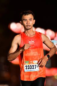BIB: 022, 23327
                            <button type="button" onclick="openModal(17921286)" class="btn btn-primary btn-sm float-right btn-popup" data-toggle="modal" data-target=".modal-high-quality">
                        <i class="fas fa-shopping-cart"></i> Add to Cart
                    </button>
                                            <button type="button" onclick="isThisMe(17921286, true)" class="btn btn-success btn-sm float-right btn-popup btn-isme hidden" data-toggle="tooltip" data-placement="bottom" title="นี่คือรูปของคุณใช่ไหม คลิกที่นี่เพื่อเอาเข้าอัลบั้ม">
                        <i class="fas fa-plus"></i> Add to album
                    </button>
                    <button type="button" onclick="isThisMe(17921286, false)" class="btn btn-warning btn-sm float-right btn-popup btn-isnotme hidden">
                        <i class="fas fa-ban"></i> Remove from album
                    </button>