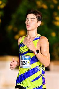 BIB: 181
                            <button type="button" onclick="openModal(17918384)" class="btn btn-primary btn-sm float-right btn-popup" data-toggle="modal" data-target=".modal-high-quality">
                        <i class="fas fa-shopping-cart"></i> Add to Cart
                    </button>
                                            <button type="button" onclick="isThisMe(17918384, true)" class="btn btn-success btn-sm float-right btn-popup btn-isme hidden" data-toggle="tooltip" data-placement="bottom" title="นี่คือรูปของคุณใช่ไหม คลิกที่นี่เพื่อเอาเข้าอัลบั้ม">
                        <i class="fas fa-plus"></i> Add to album
                    </button>
                    <button type="button" onclick="isThisMe(17918384, false)" class="btn btn-warning btn-sm float-right btn-popup btn-isnotme hidden">
                        <i class="fas fa-ban"></i> Remove from album
                    </button>