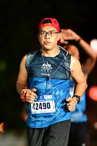 BIB: 202, 42490
                            <button type="button" onclick="openModal(17926292)" class="btn btn-primary btn-sm float-right btn-popup" data-toggle="modal" data-target=".modal-high-quality">
                        <i class="fas fa-shopping-cart"></i> Add to Cart
                    </button>
                                            <button type="button" onclick="isThisMe(17926292, true)" class="btn btn-success btn-sm float-right btn-popup btn-isme hidden" data-toggle="tooltip" data-placement="bottom" title="นี่คือรูปของคุณใช่ไหม คลิกที่นี่เพื่อเอาเข้าอัลบั้ม">
                        <i class="fas fa-plus"></i> Add to album
                    </button>
                    <button type="button" onclick="isThisMe(17926292, false)" class="btn btn-warning btn-sm float-right btn-popup btn-isnotme hidden">
                        <i class="fas fa-ban"></i> Remove from album
                    </button>