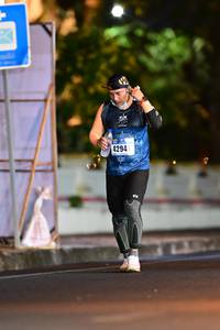 BIB: 4294
                            <button type="button" onclick="openModal(16746055)" class="btn btn-primary btn-sm float-right btn-popup" data-toggle="modal" data-target=".modal-high-quality">
                        <i class="fas fa-shopping-cart"></i> Add to Cart
                    </button>
                                            <button type="button" onclick="isThisMe(16746055, true)" class="btn btn-success btn-sm float-right btn-popup btn-isme hidden" data-toggle="tooltip" data-placement="bottom" title="นี่คือรูปของคุณใช่ไหม คลิกที่นี่เพื่อเอาเข้าอัลบั้ม">
                        <i class="fas fa-plus"></i> Add to album
                    </button>
                    <button type="button" onclick="isThisMe(16746055, false)" class="btn btn-warning btn-sm float-right btn-popup btn-isnotme hidden">
                        <i class="fas fa-ban"></i> Remove from album
                    </button>