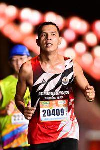 BIB: 222, 20409
                            <button type="button" onclick="openModal(17921228)" class="btn btn-primary btn-sm float-right btn-popup" data-toggle="modal" data-target=".modal-high-quality">
                        <i class="fas fa-shopping-cart"></i> Add to Cart
                    </button>
                                            <button type="button" onclick="isThisMe(17921228, true)" class="btn btn-success btn-sm float-right btn-popup btn-isme hidden" data-toggle="tooltip" data-placement="bottom" title="นี่คือรูปของคุณใช่ไหม คลิกที่นี่เพื่อเอาเข้าอัลบั้ม">
                        <i class="fas fa-plus"></i> Add to album
                    </button>
                    <button type="button" onclick="isThisMe(17921228, false)" class="btn btn-warning btn-sm float-right btn-popup btn-isnotme hidden">
                        <i class="fas fa-ban"></i> Remove from album
                    </button>