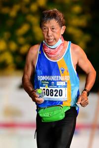 BIB: 10820
                            <button type="button" onclick="openModal(18159511)" class="btn btn-primary btn-sm float-right btn-popup" data-toggle="modal" data-target=".modal-high-quality">
                        <i class="fas fa-shopping-cart"></i> Add to Cart
                    </button>
                                            <button type="button" onclick="isThisMe(18159511, true)" class="btn btn-success btn-sm float-right btn-popup btn-isme hidden" data-toggle="tooltip" data-placement="bottom" title="นี่คือรูปของคุณใช่ไหม คลิกที่นี่เพื่อเอาเข้าอัลบั้ม">
                        <i class="fas fa-plus"></i> Add to album
                    </button>
                    <button type="button" onclick="isThisMe(18159511, false)" class="btn btn-warning btn-sm float-right btn-popup btn-isnotme hidden">
                        <i class="fas fa-ban"></i> Remove from album
                    </button>