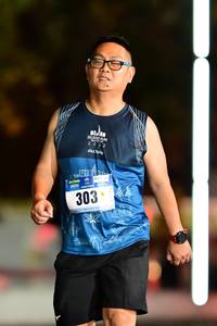 BIB: 022, 303
                            <button type="button" onclick="openModal(18159543)" class="btn btn-primary btn-sm float-right btn-popup" data-toggle="modal" data-target=".modal-high-quality">
                        <i class="fas fa-shopping-cart"></i> Add to Cart
                    </button>
                                            <button type="button" onclick="isThisMe(18159543, true)" class="btn btn-success btn-sm float-right btn-popup btn-isme hidden" data-toggle="tooltip" data-placement="bottom" title="นี่คือรูปของคุณใช่ไหม คลิกที่นี่เพื่อเอาเข้าอัลบั้ม">
                        <i class="fas fa-plus"></i> Add to album
                    </button>
                    <button type="button" onclick="isThisMe(18159543, false)" class="btn btn-warning btn-sm float-right btn-popup btn-isnotme hidden">
                        <i class="fas fa-ban"></i> Remove from album
                    </button>