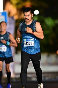 BIB: 42305
                            <button type="button" onclick="openModal(16563930)" class="btn btn-primary btn-sm float-right btn-popup" data-toggle="modal" data-target=".modal-high-quality">
                        <i class="fas fa-shopping-cart"></i> Add to Cart
                    </button>
                                            <button type="button" onclick="isThisMe(16563930, true)" class="btn btn-success btn-sm float-right btn-popup btn-isme hidden" data-toggle="tooltip" data-placement="bottom" title="นี่คือรูปของคุณใช่ไหม คลิกที่นี่เพื่อเอาเข้าอัลบั้ม">
                        <i class="fas fa-plus"></i> Add to album
                    </button>
                    <button type="button" onclick="isThisMe(16563930, false)" class="btn btn-warning btn-sm float-right btn-popup btn-isnotme hidden">
                        <i class="fas fa-ban"></i> Remove from album
                    </button>